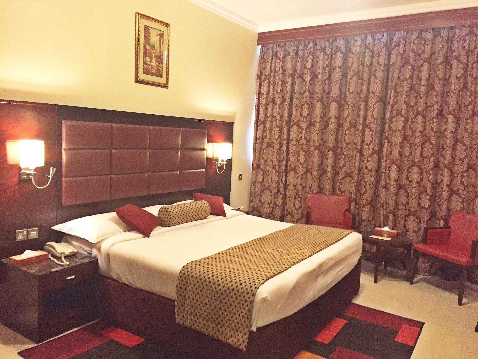 Ramee Rose Hotel Apartments Abu Dhabi Buitenkant foto