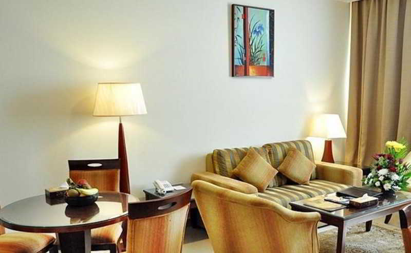 Ramee Rose Hotel Apartments Abu Dhabi Buitenkant foto