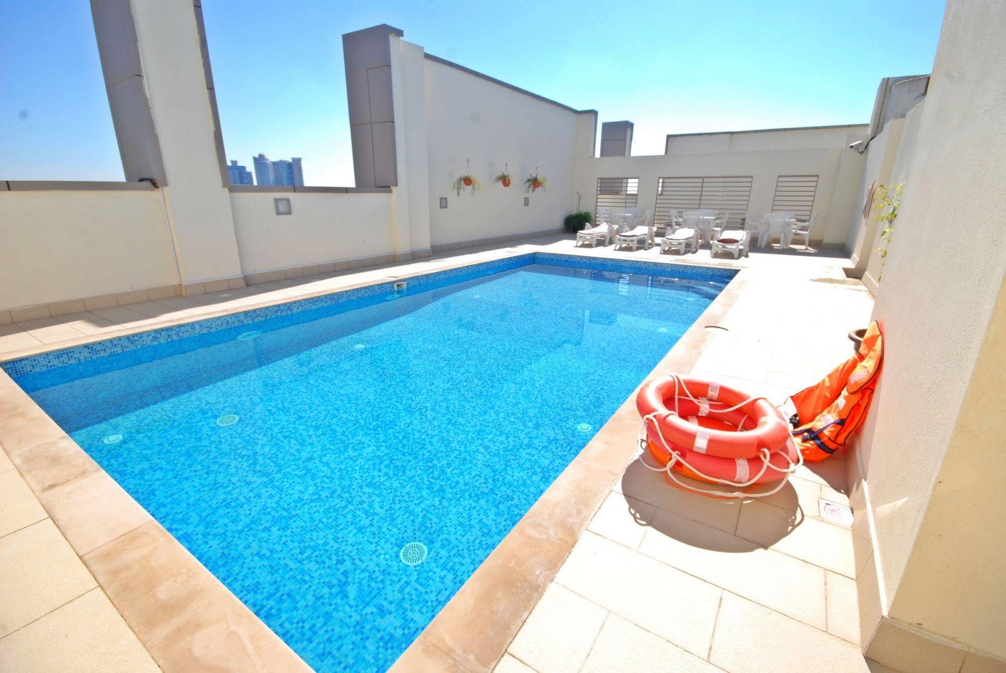 Ramee Rose Hotel Apartments Abu Dhabi Buitenkant foto